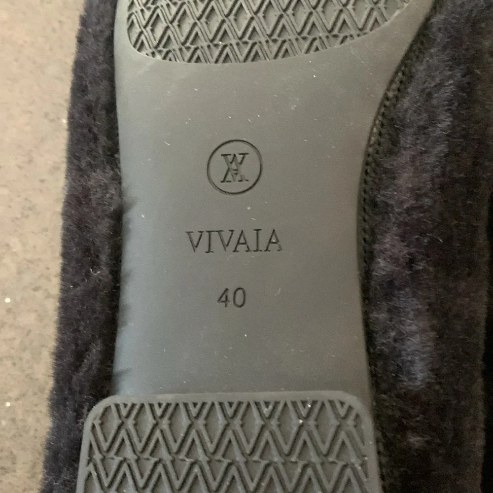 Vivaia Margot 2.0 Black Mink Faux Fur Flats 9